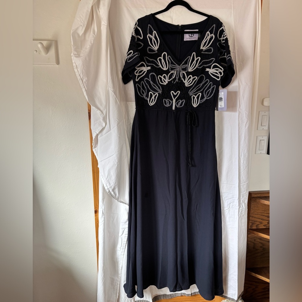 J S Collections navy maxi, mother of bride dress, evening gown, grad dress